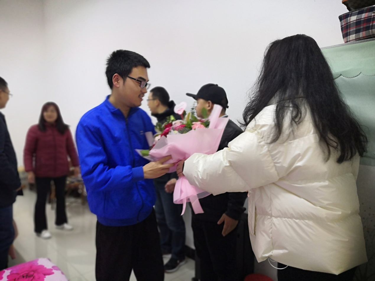 说明: C:\Users\admin\Desktop\2020级金年会jinnianhuicom工作\20级金年会jinnianhuicom  撰写新闻稿  2020.10.3-\QQ图片20201129193804.jpg